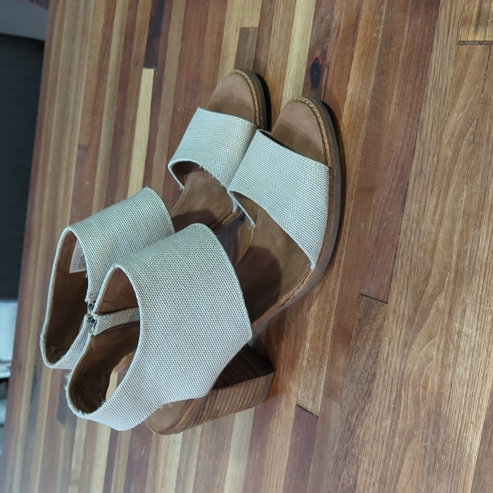 TOMS Majorca Cut Out Sandals